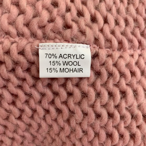 LAURIE B. soft mohair blend Vneck with collar - Picture 7 of 7